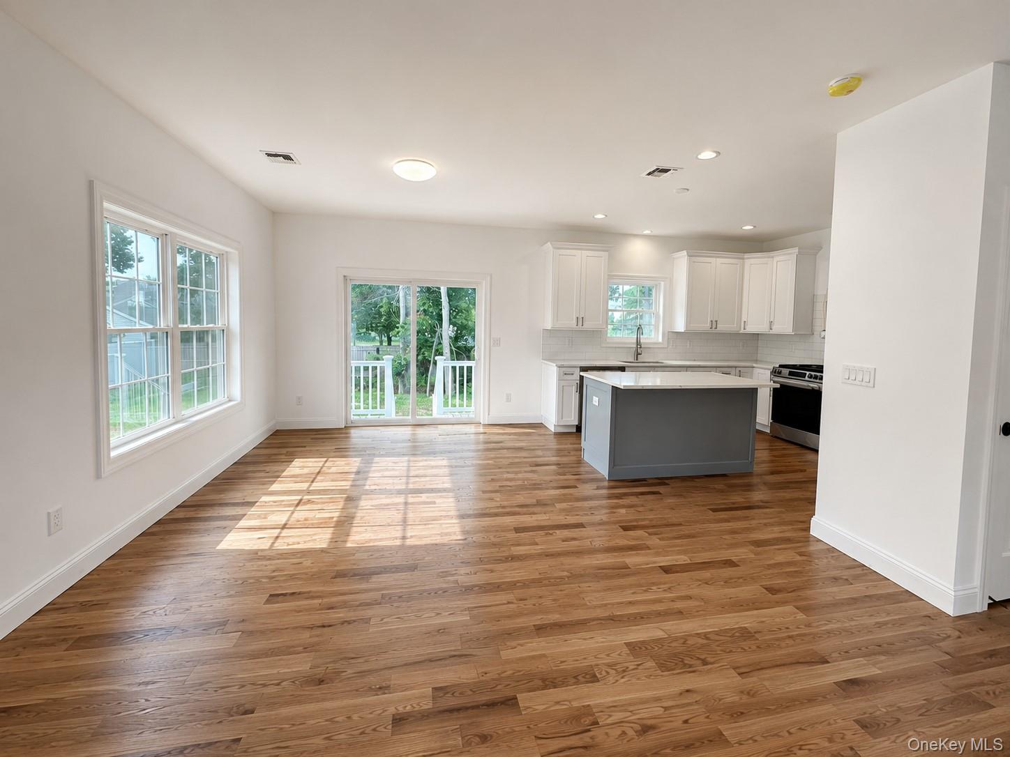 7 Edgewater Drive – For Sale photo 12