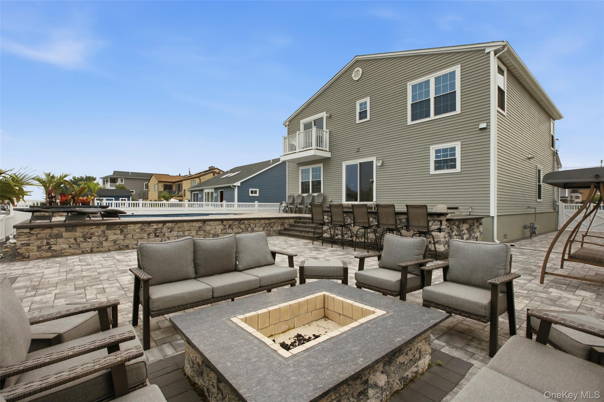 30 Berger Avenue – For Sale photo 11