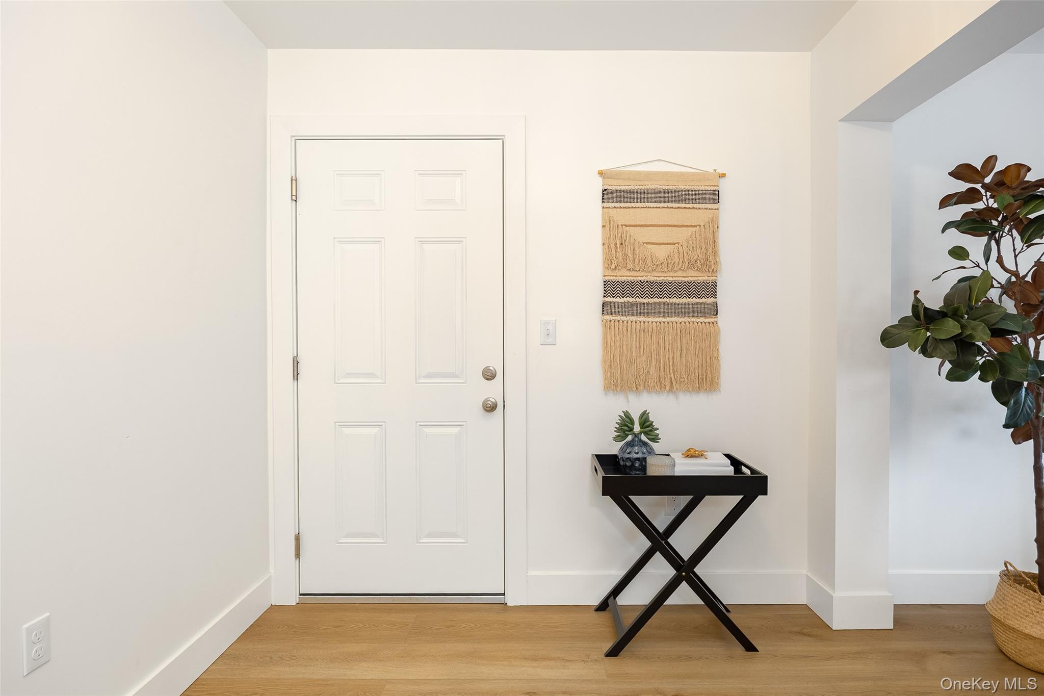 164 Rinaldi Boulevard, Unit C photo 2