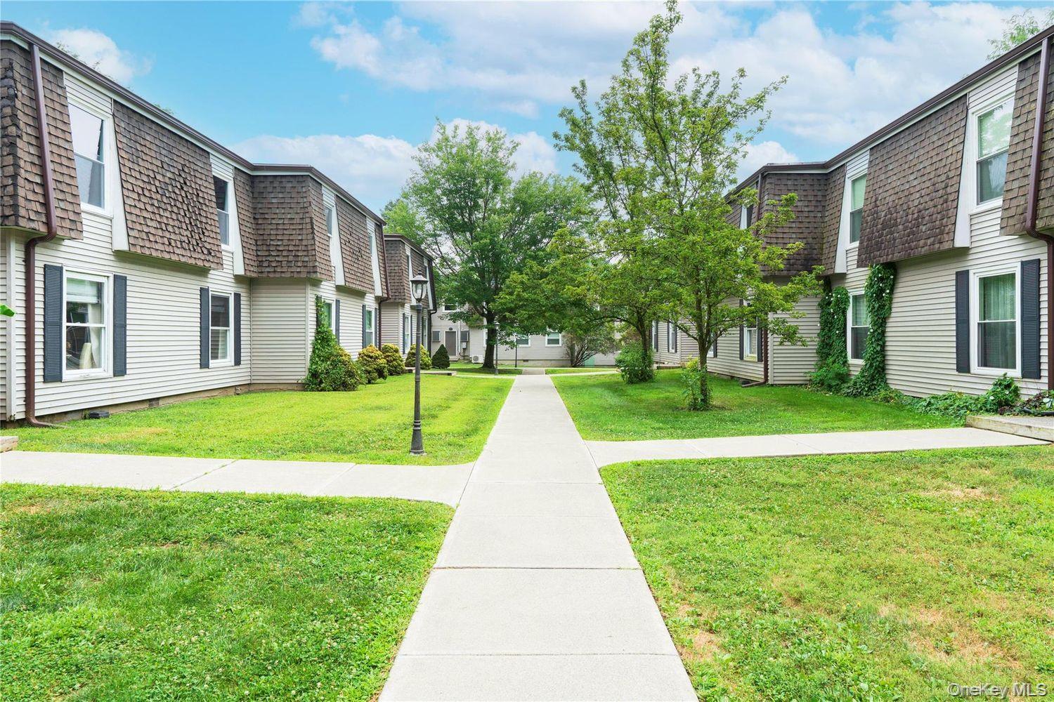 164 Rinaldi Boulevard, Unit C photo 21