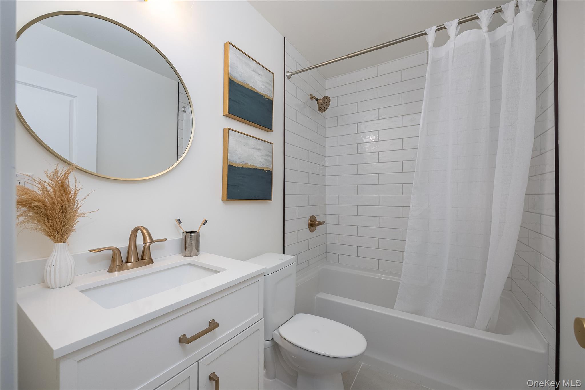 164 Rinaldi Boulevard, Unit C photo 13