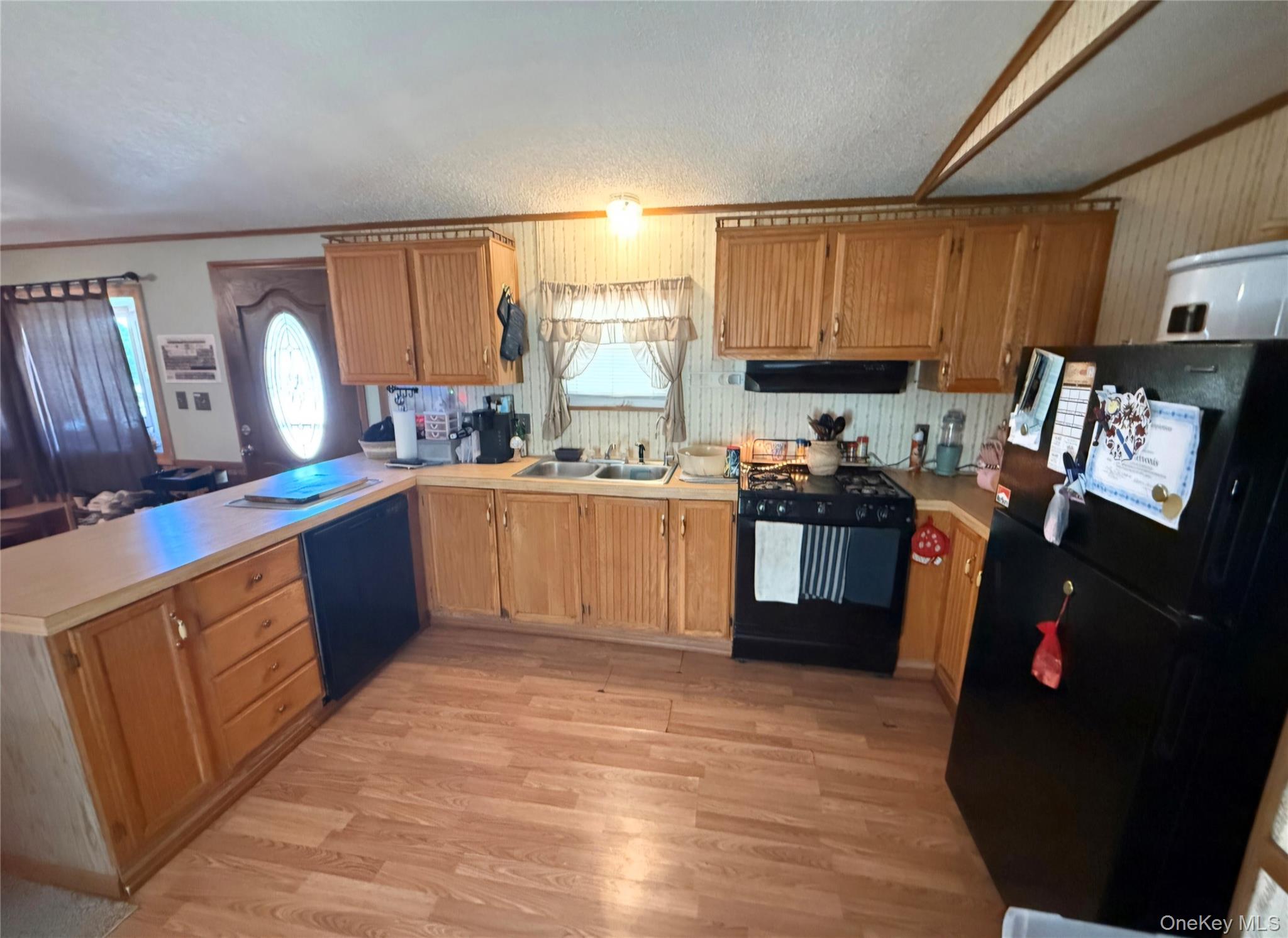 132 North Montgomery Street, Unit C11 photo 8