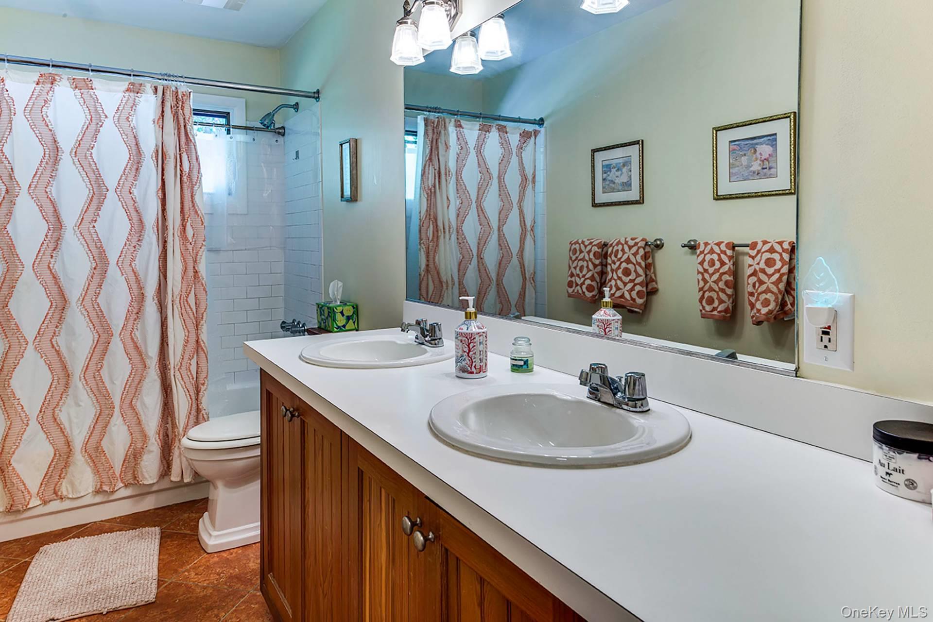 123 Montauk Boulevard – For Sale photo 13