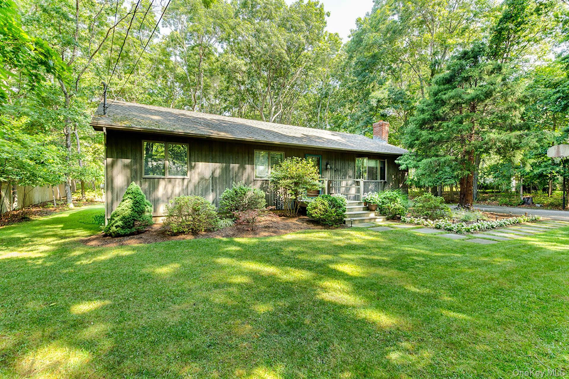 123 Montauk Boulevard – For Sale photo 3