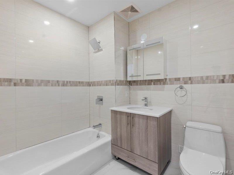 124-28 Queens Blvd, Unit 9A photo 12