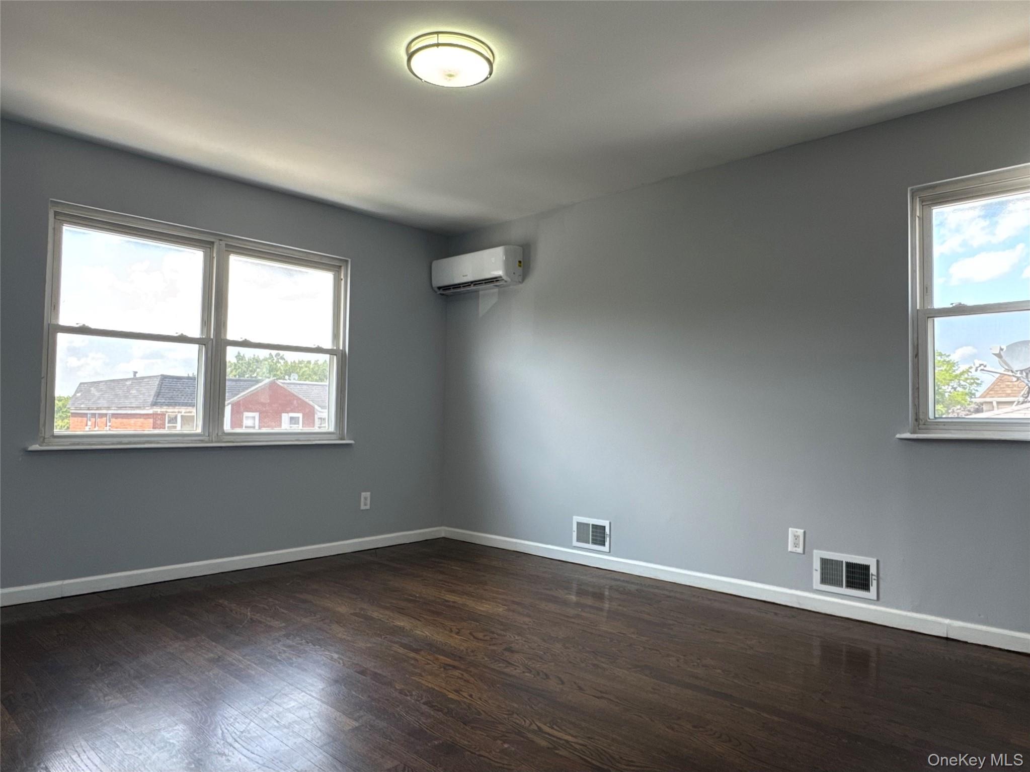 16-33 Bell Boulevard – For Sale photo 13
