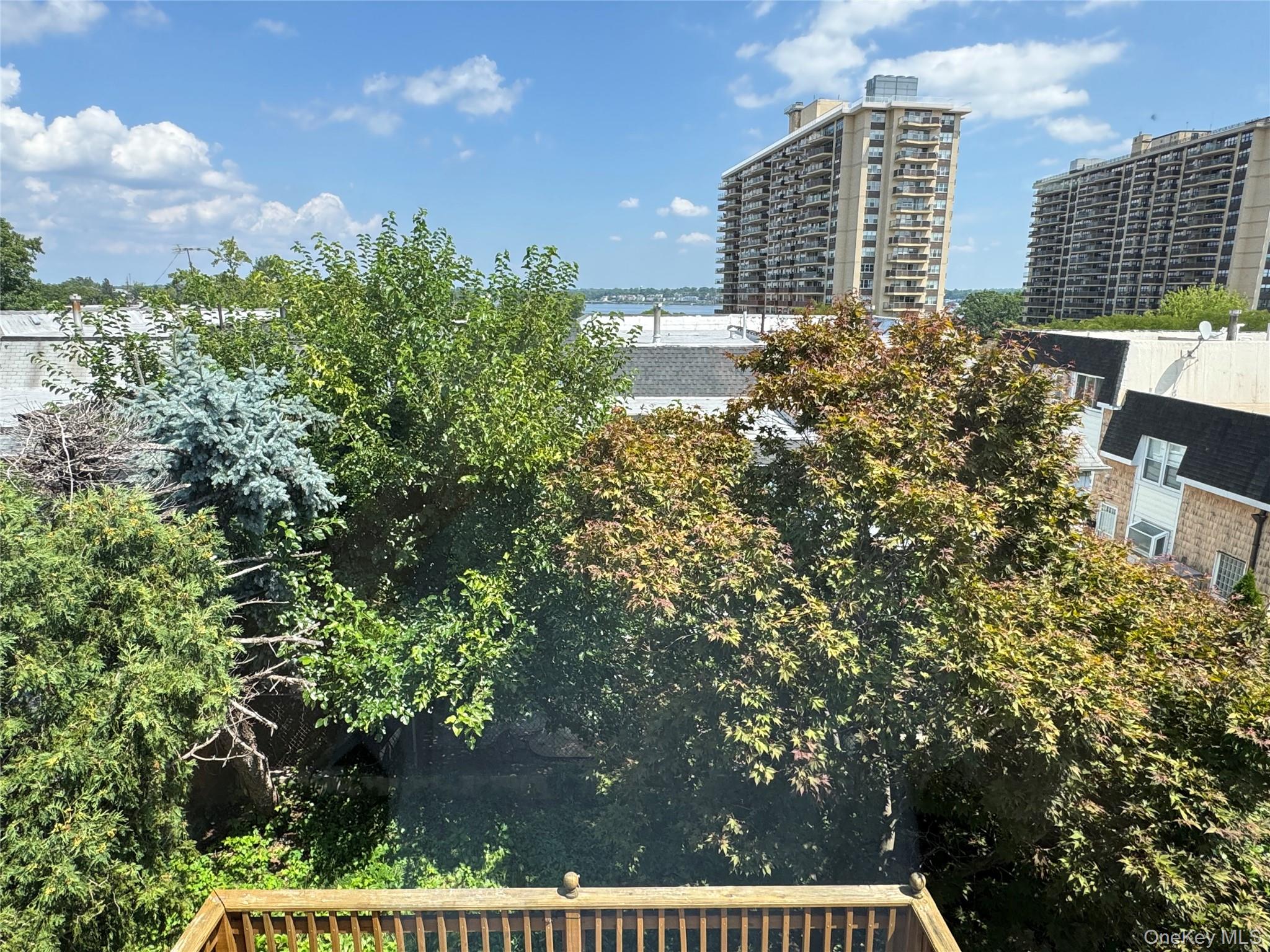 16-33 Bell Boulevard – For Sale photo 6