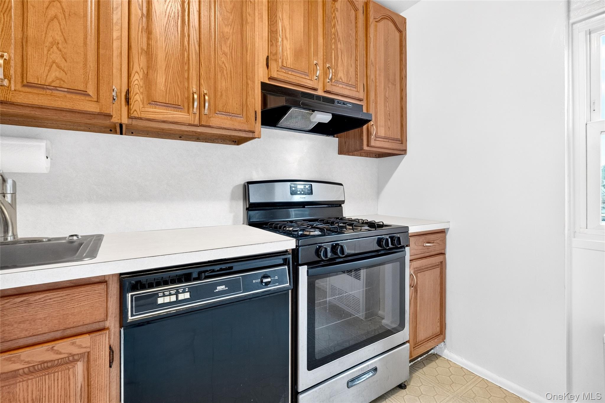 95 Wiltshire Road, Unit C 16 photo 15