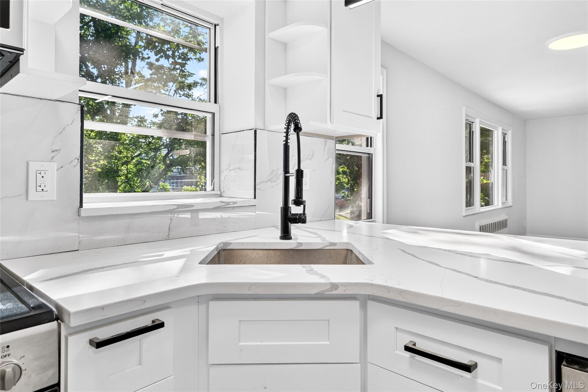 2 Soundview Avenue, Unit A2G photo 17