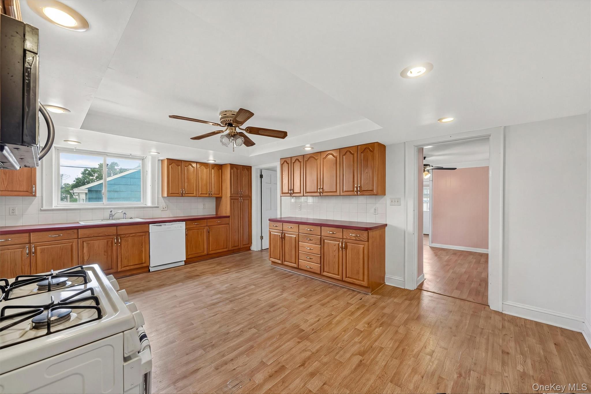 25 Fremont Street – For Sale photo 7