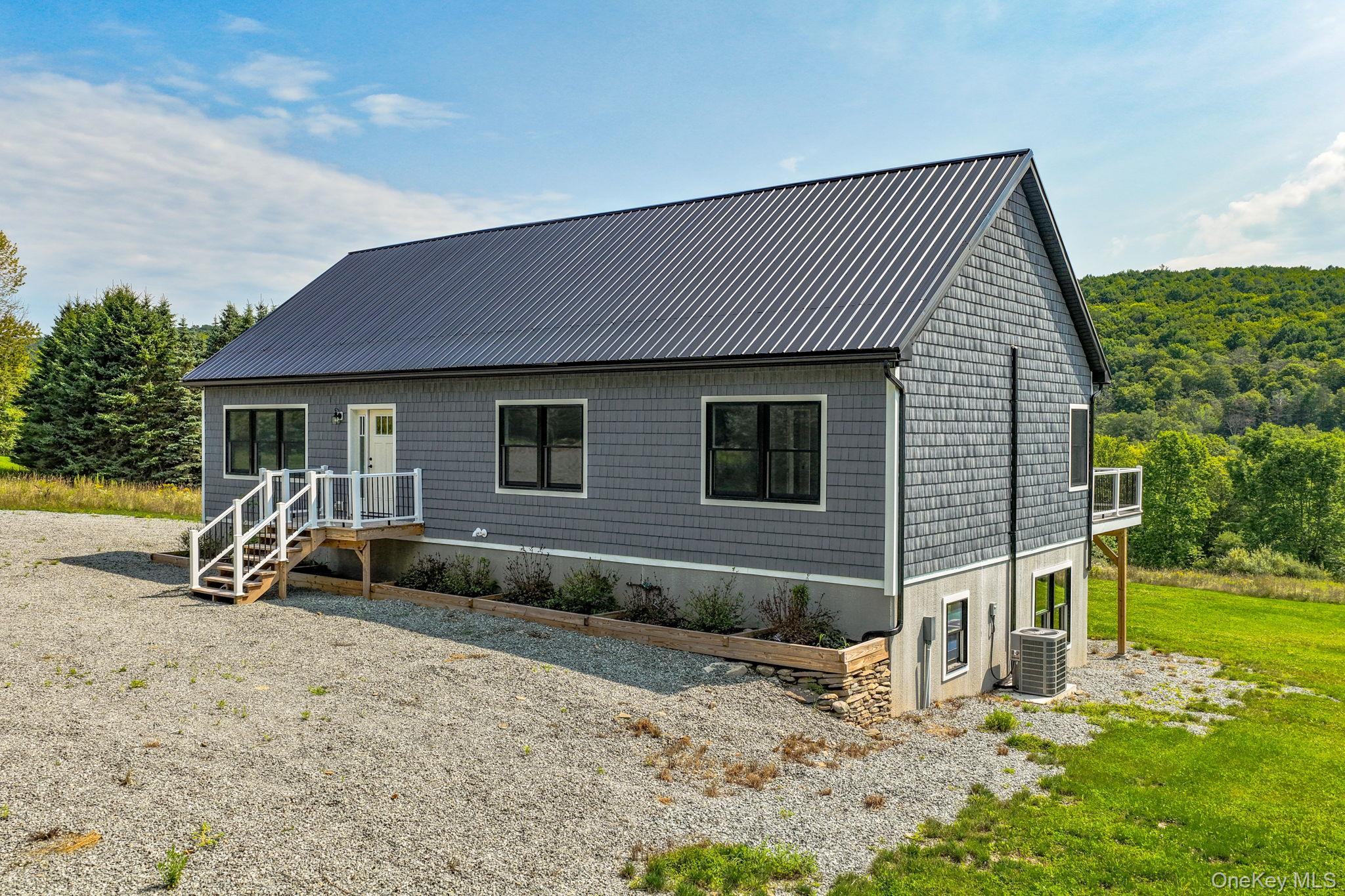 129 Nelson Road – For Sale photo 2