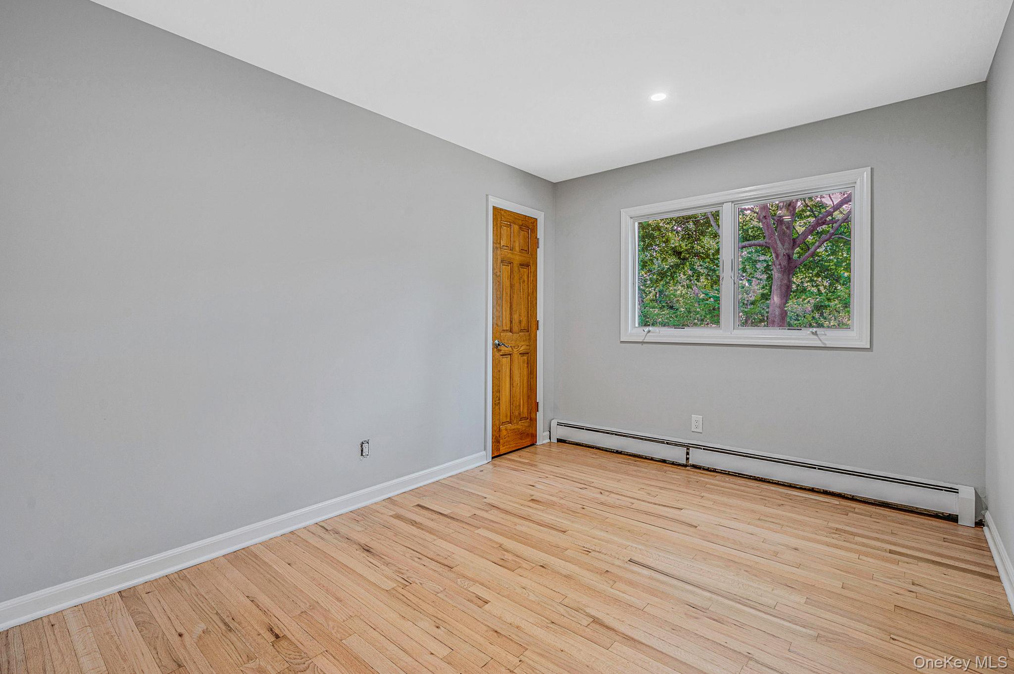 194 Phyllis Drive – For Sale photo 10