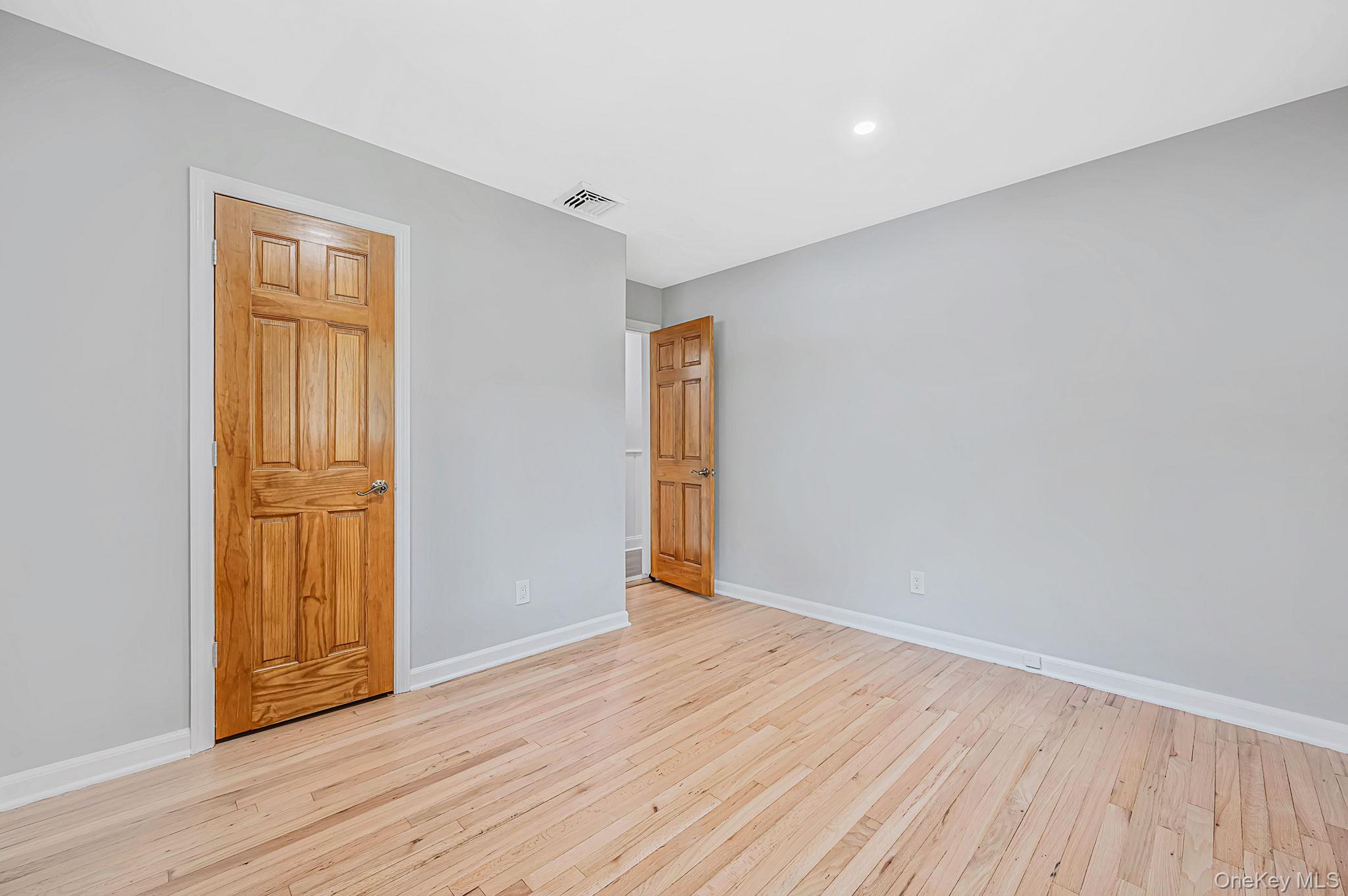 194 Phyllis Drive – For Sale photo 13