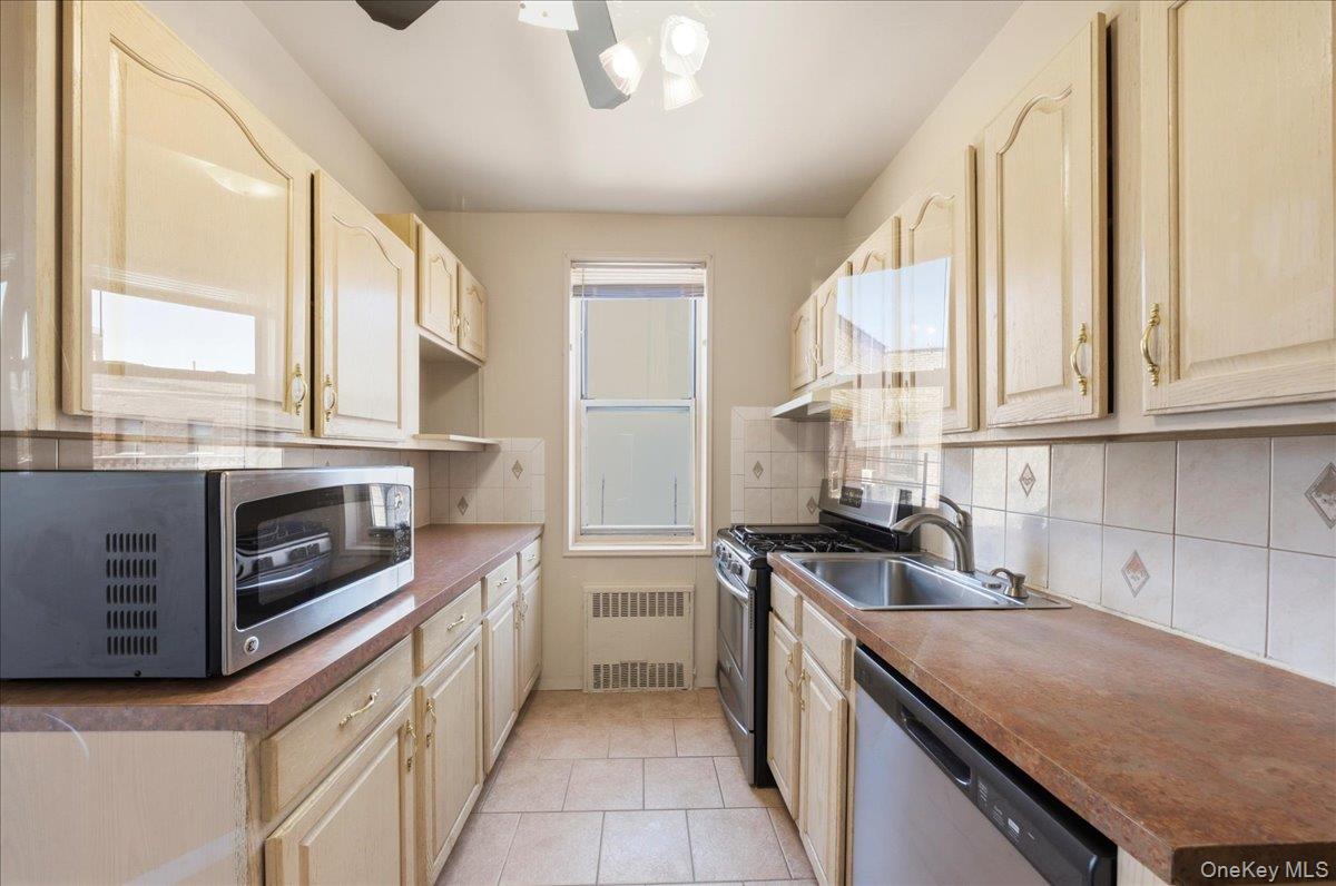 50 Kenilworth Place, Unit 6M photo 9