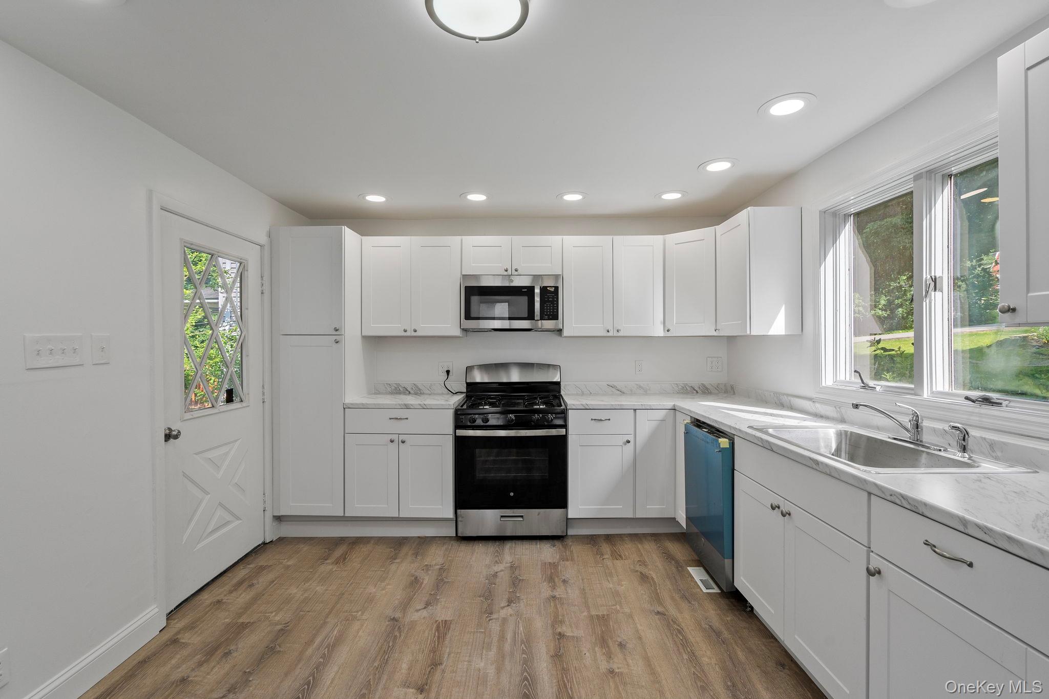 3 2nd Street – For Sale photo 3