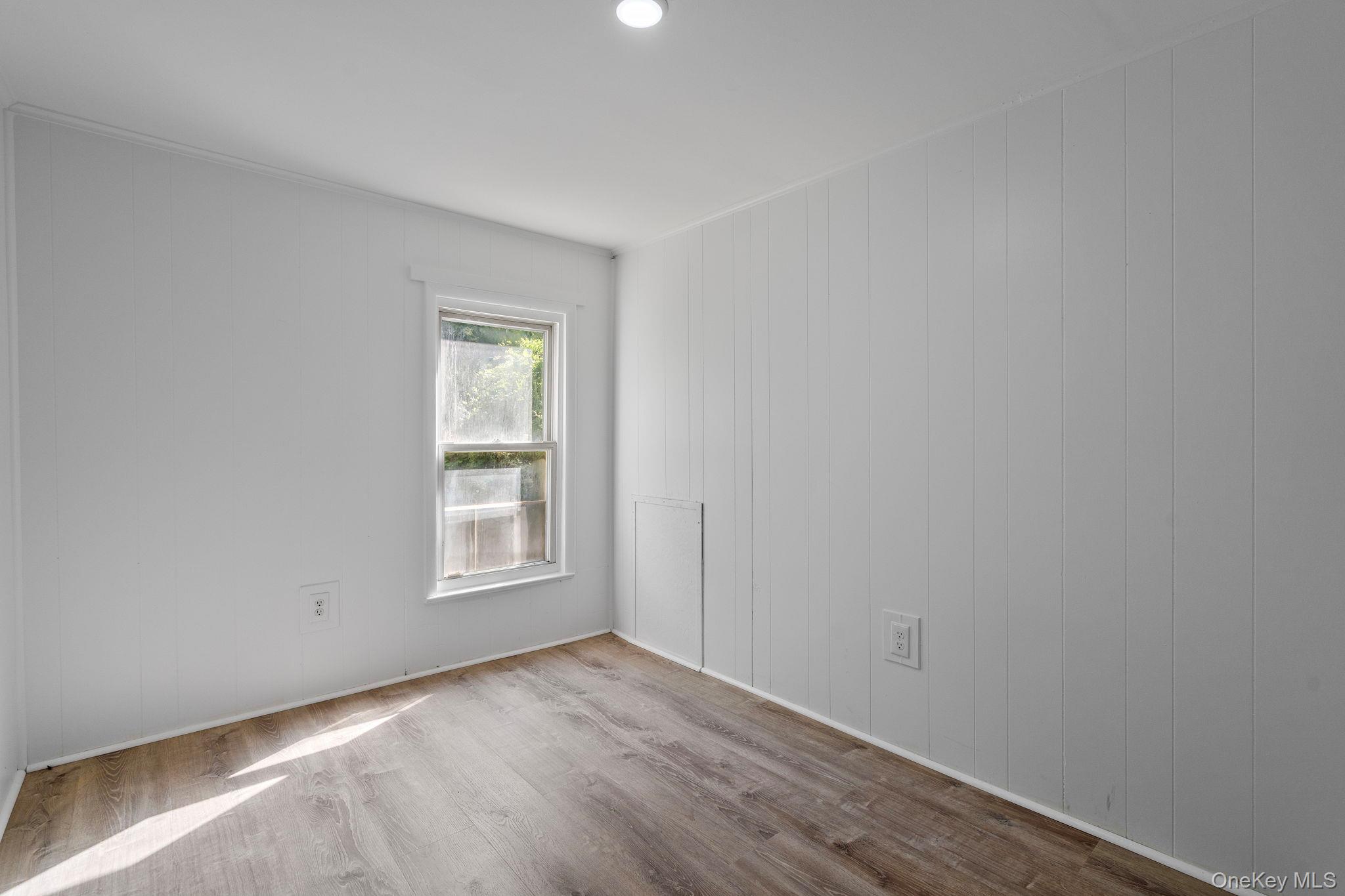 3 2nd Street – For Sale photo 15