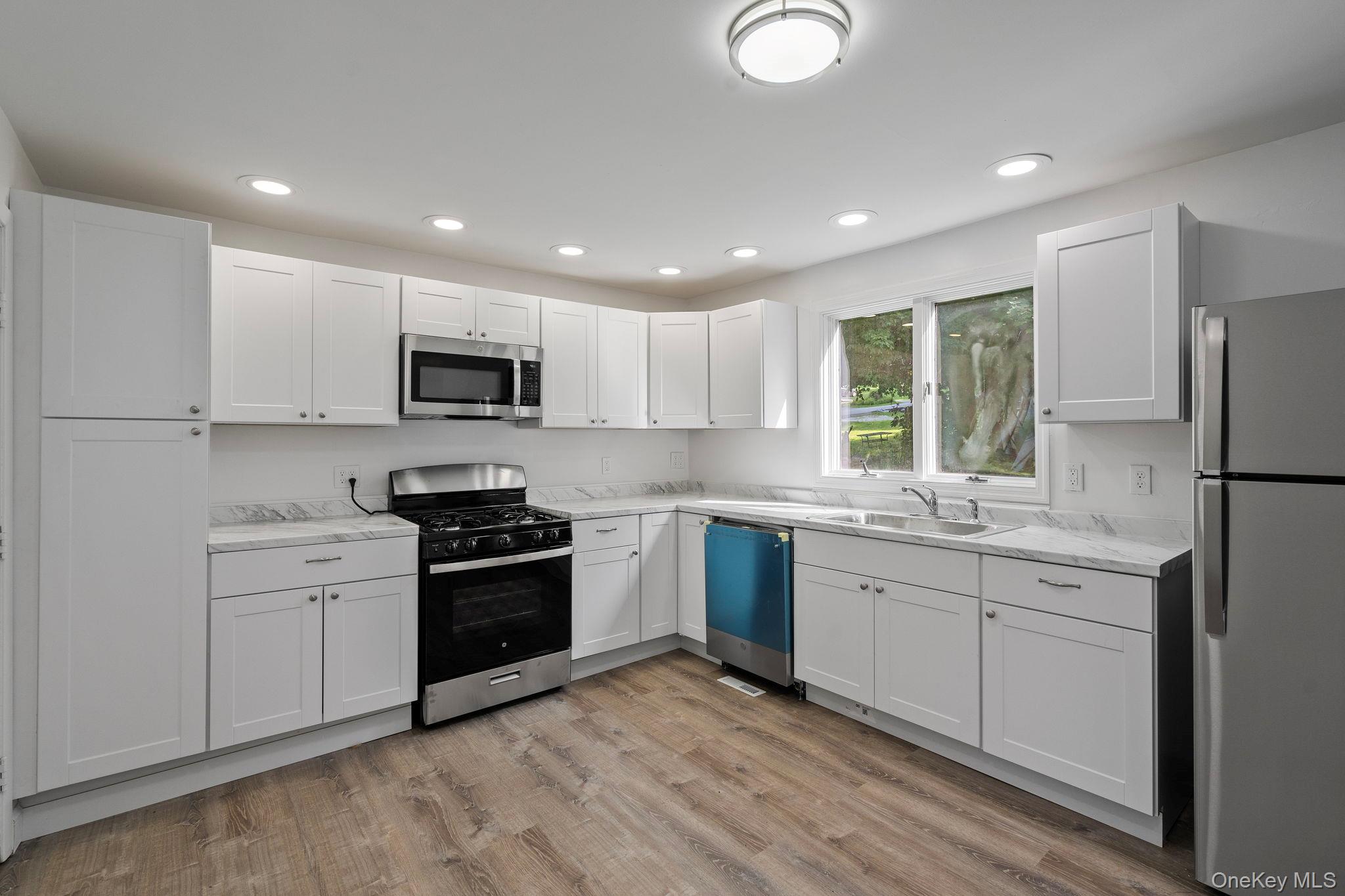 3 2nd Street – For Sale photo 2