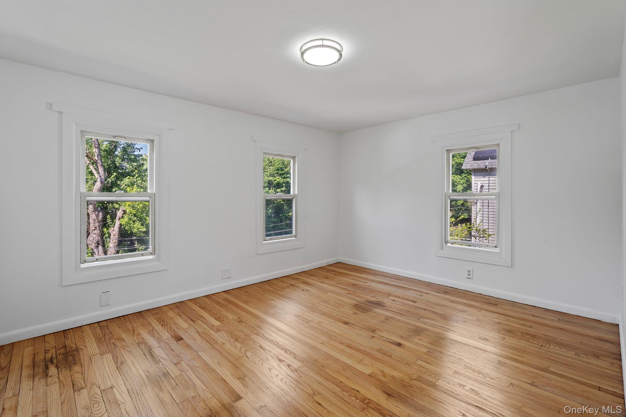 3 2nd Street – For Sale photo 17
