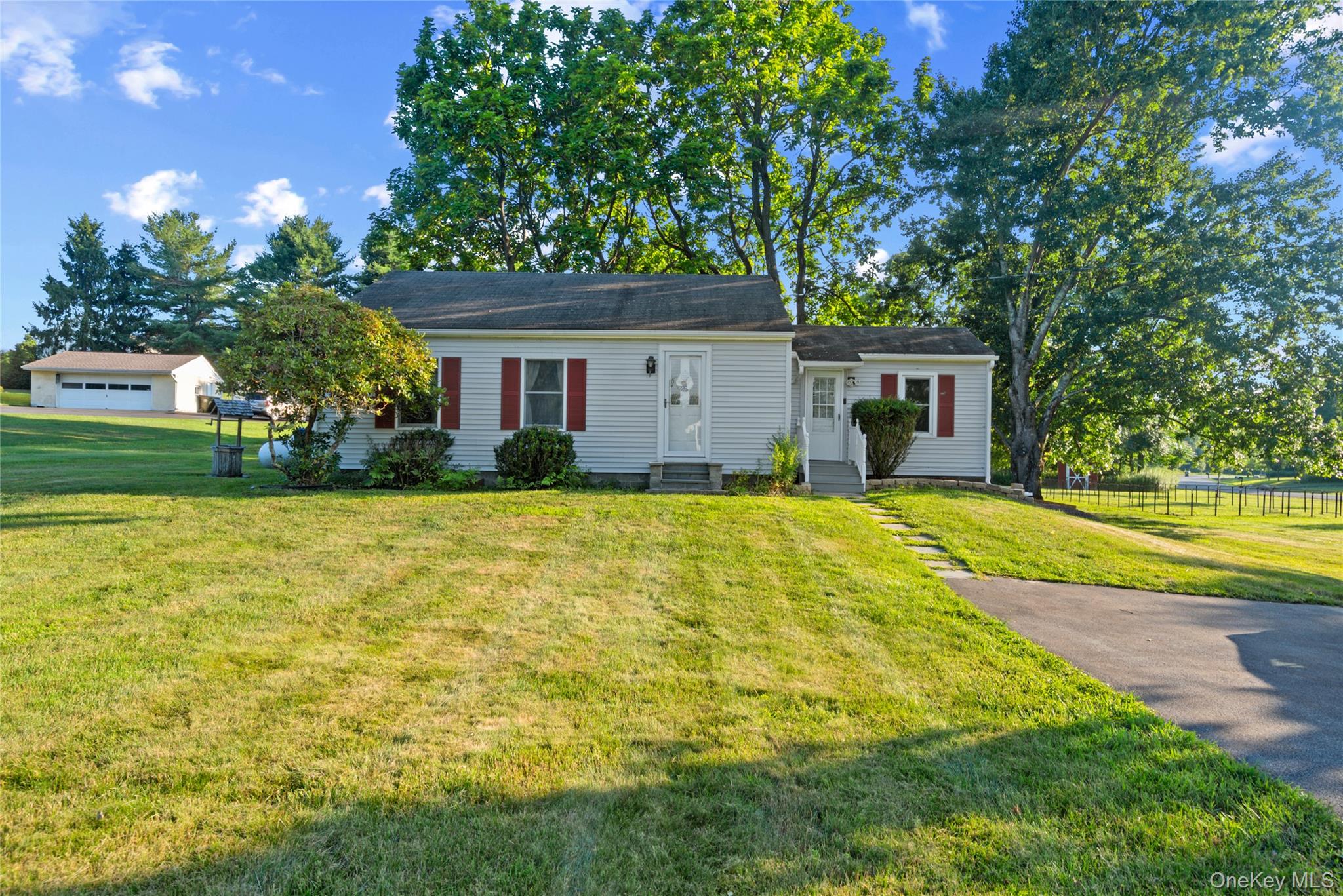 51 Mills Road – For Sale photo 3