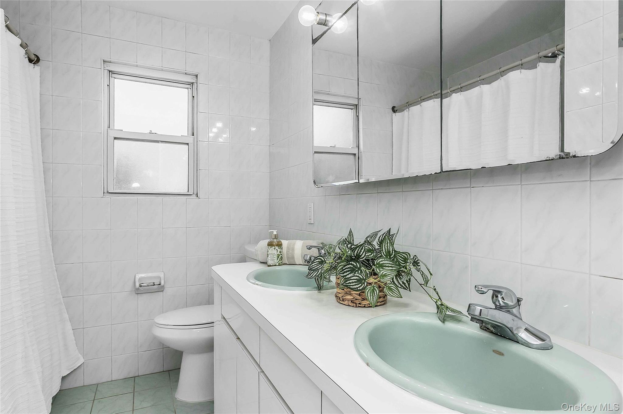 5 Sobro Avenue – For Sale photo 8