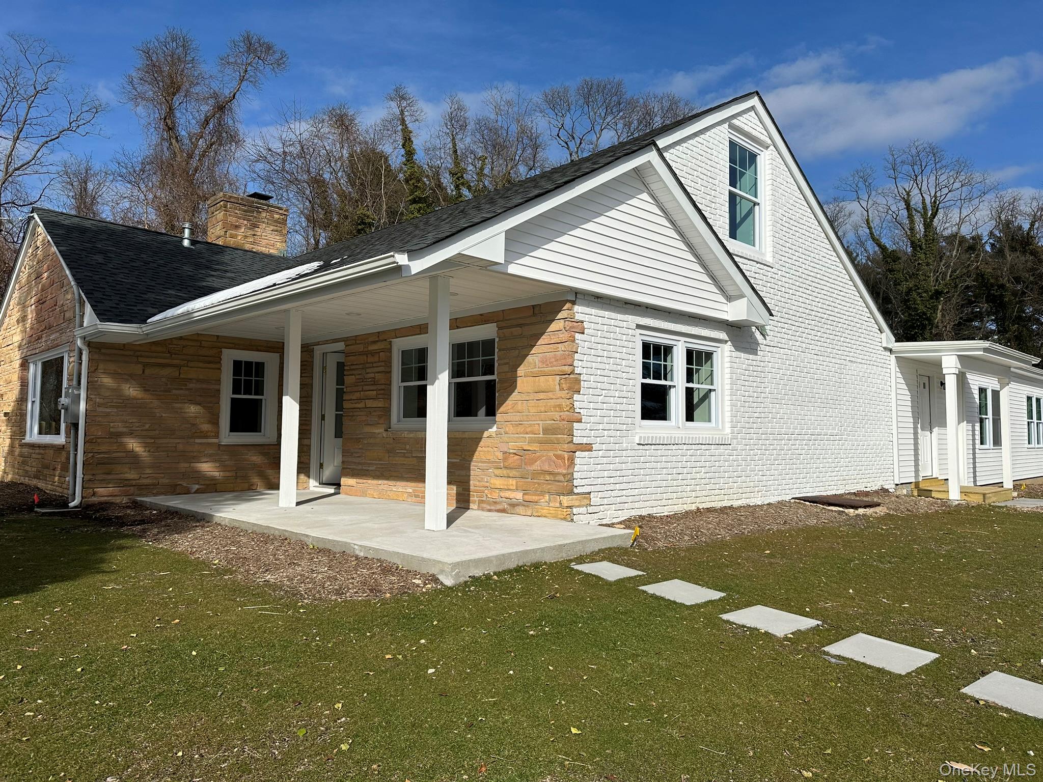 125 W Main Street – For Sale photo 3