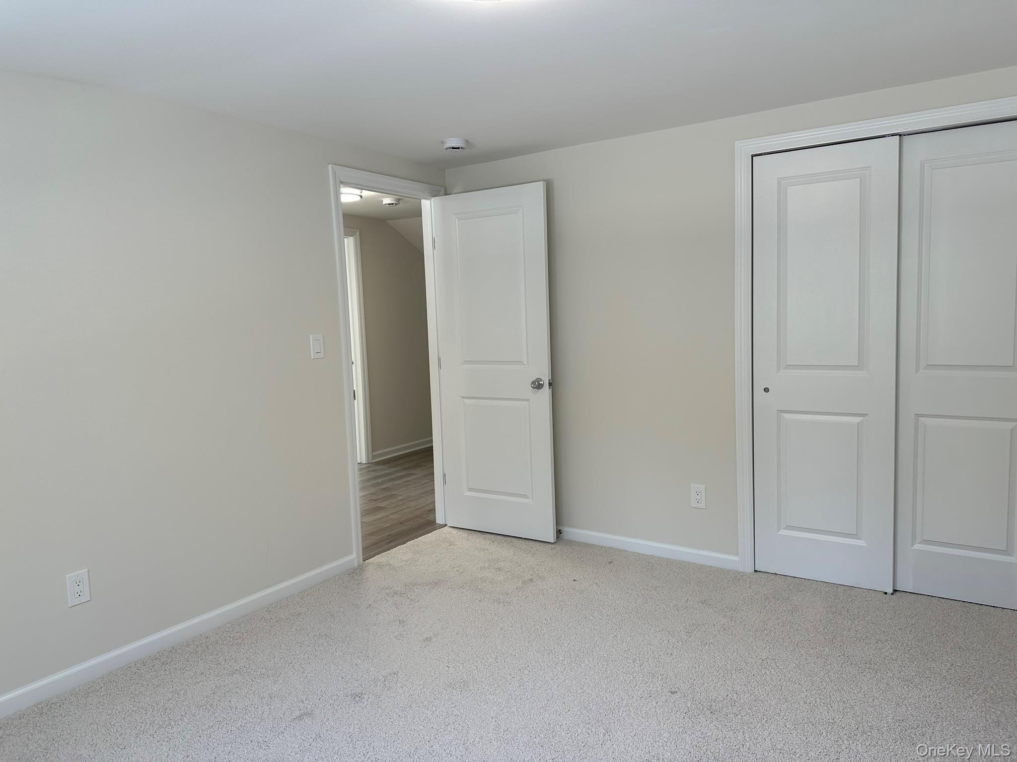 125 W Main Street – For Sale photo 14