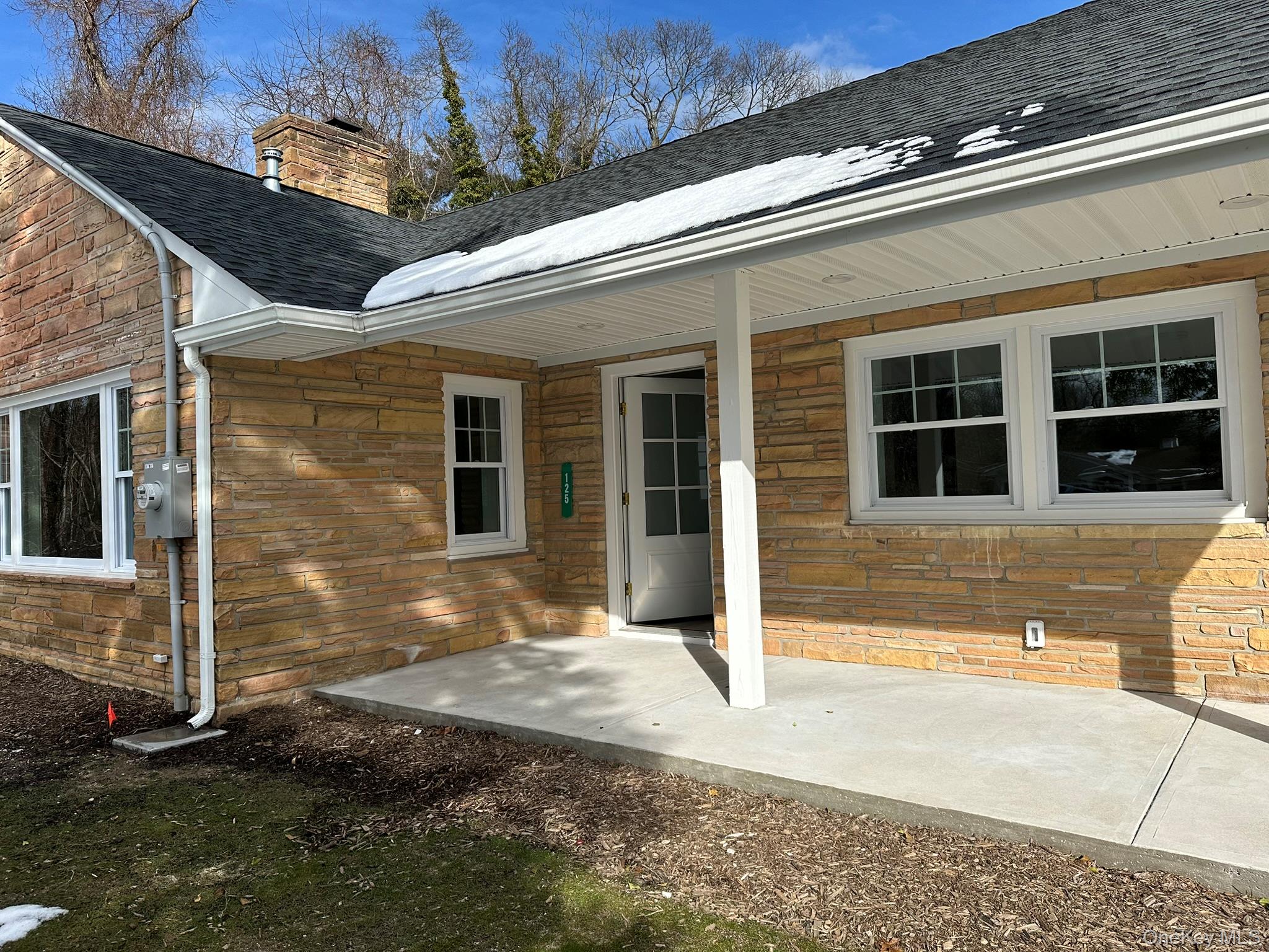 125 W Main Street – For Sale photo 4
