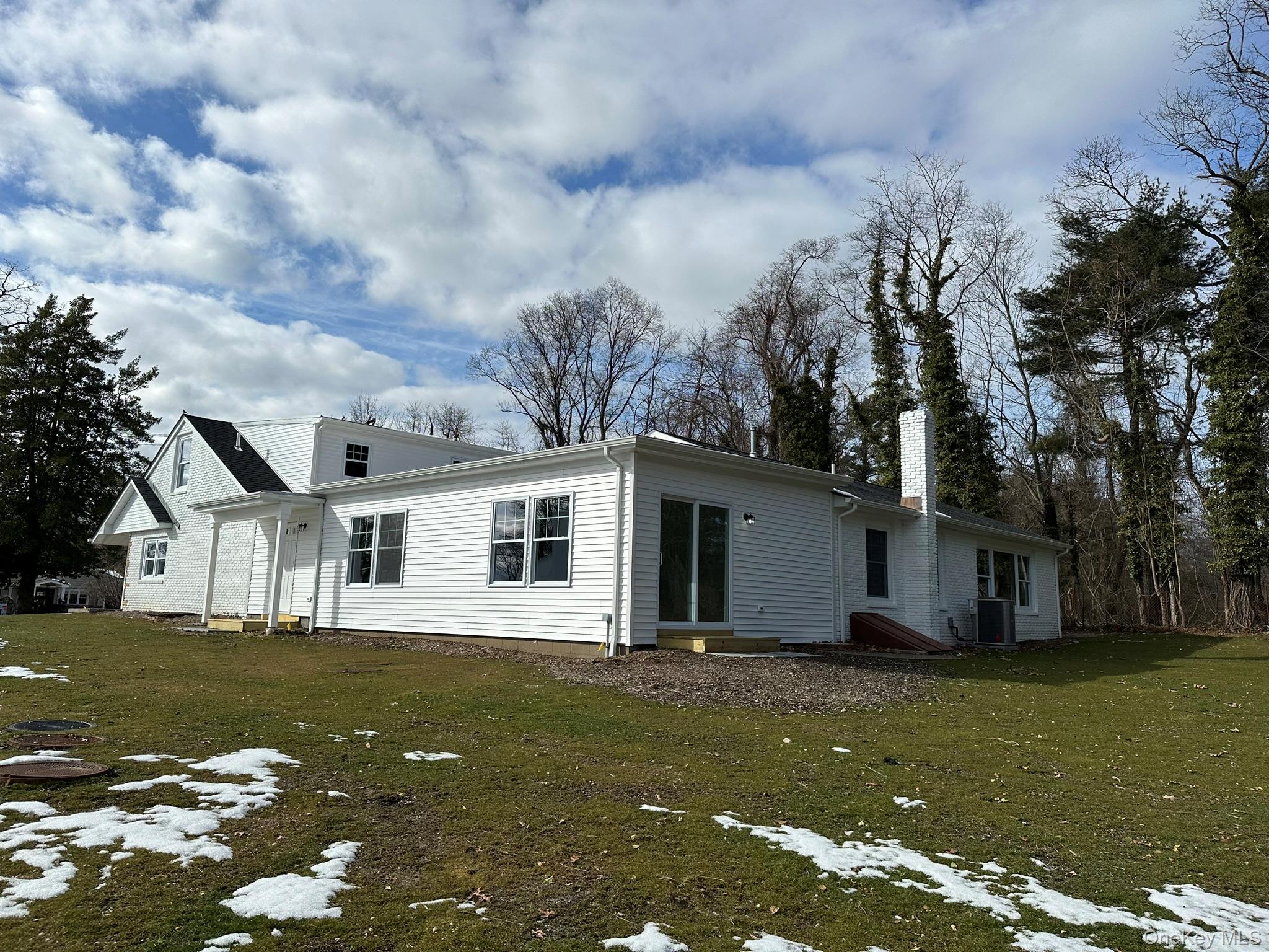 125 W Main Street – For Sale photo 46