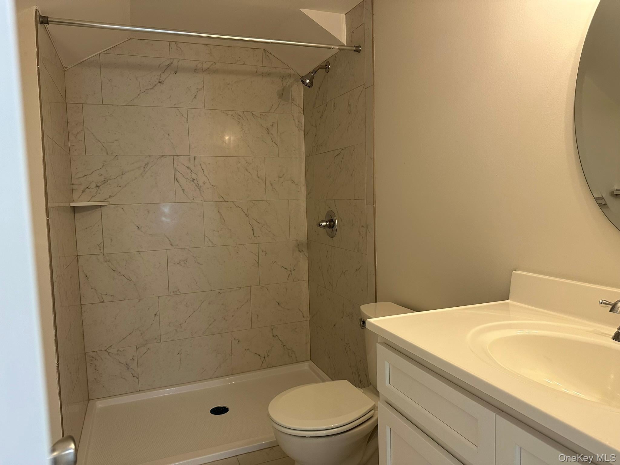 125 W Main Street – For Sale photo 20