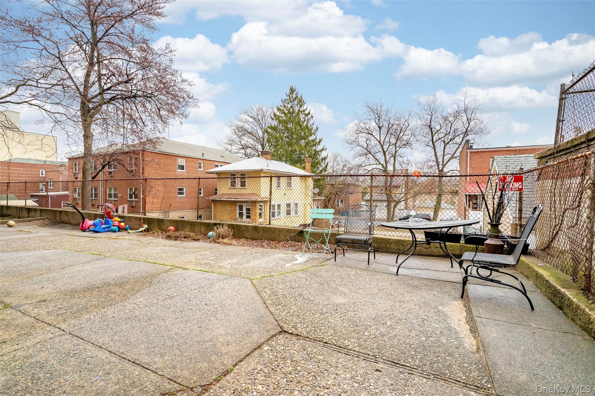 2080 Barnes Avenue, Unit 4A photo 28