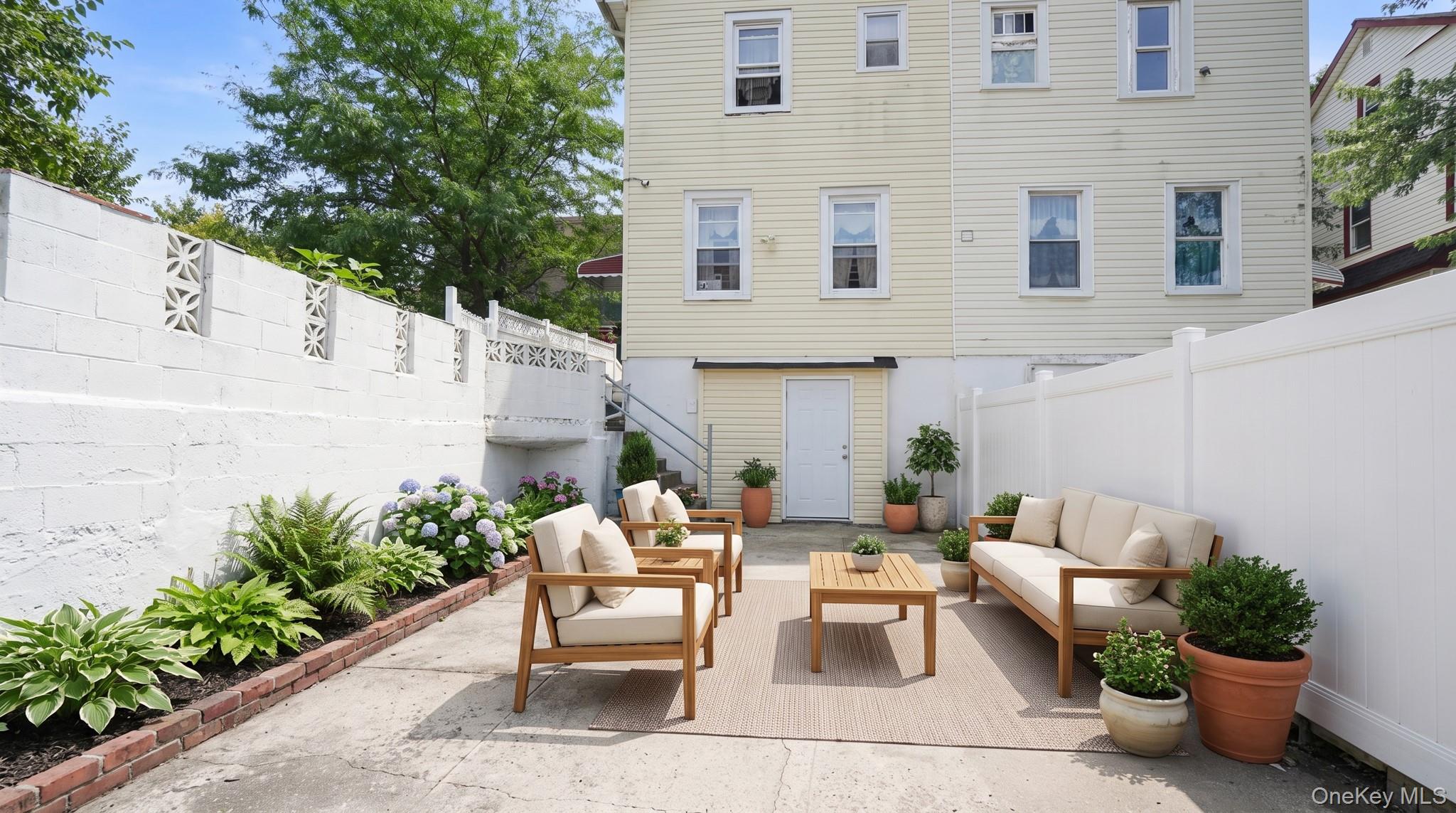 190-27 109th Road – For Sale photo 17