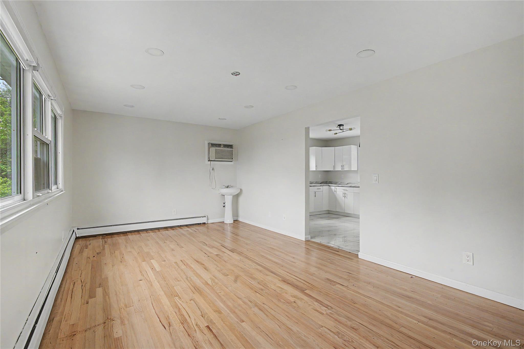 34 Duelk Avenue – For Sale photo 3