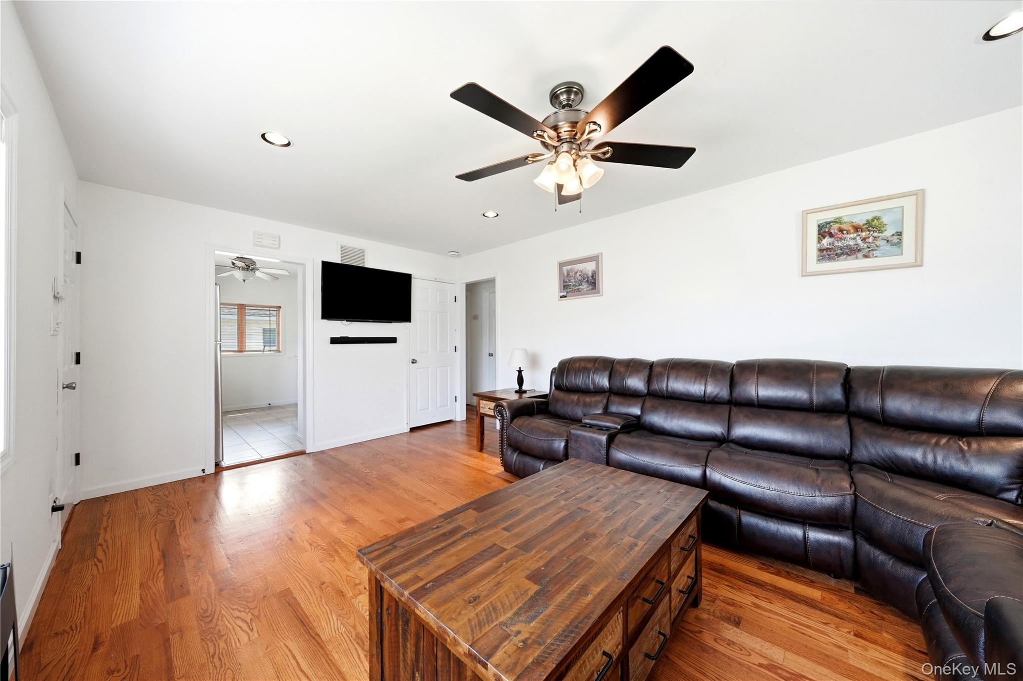 4 Flint Road – For Sale photo 10