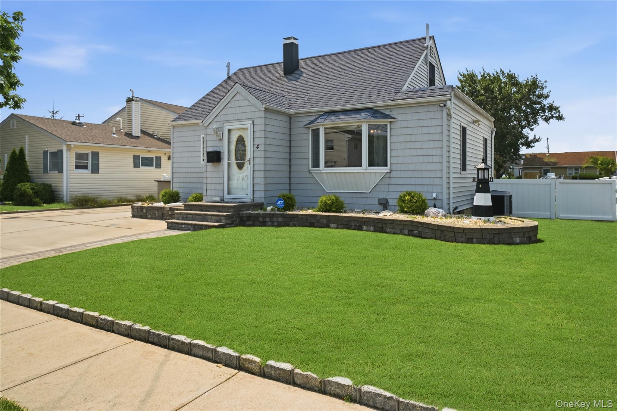 4 Flint Road – For Sale photo 5