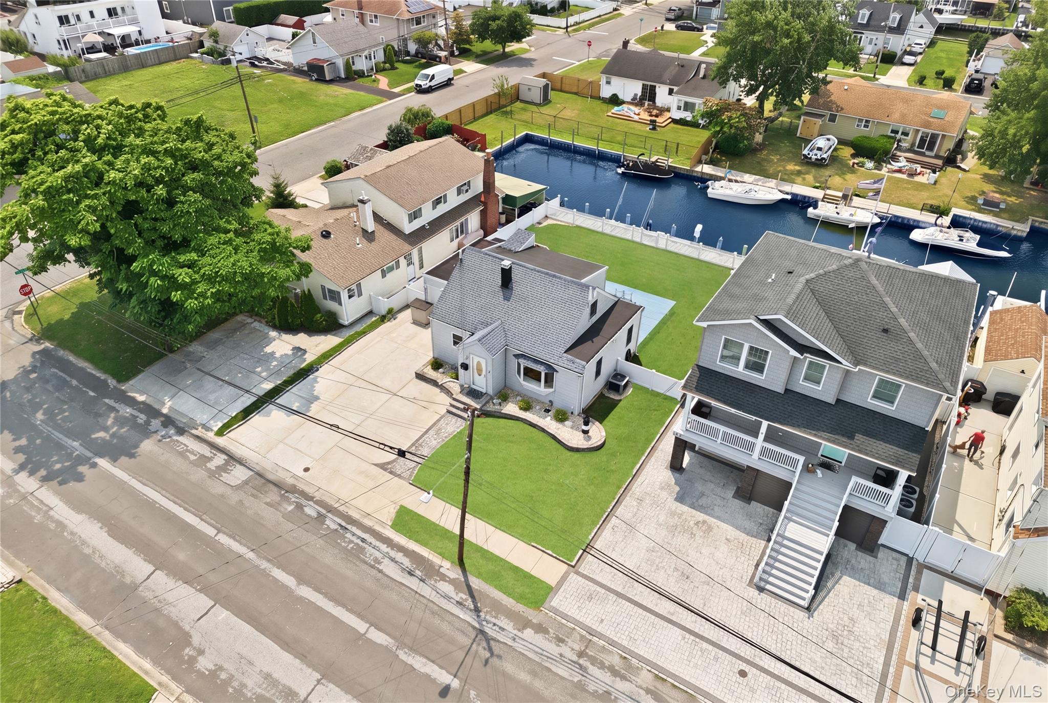 4 Flint Road – For Sale photo 36