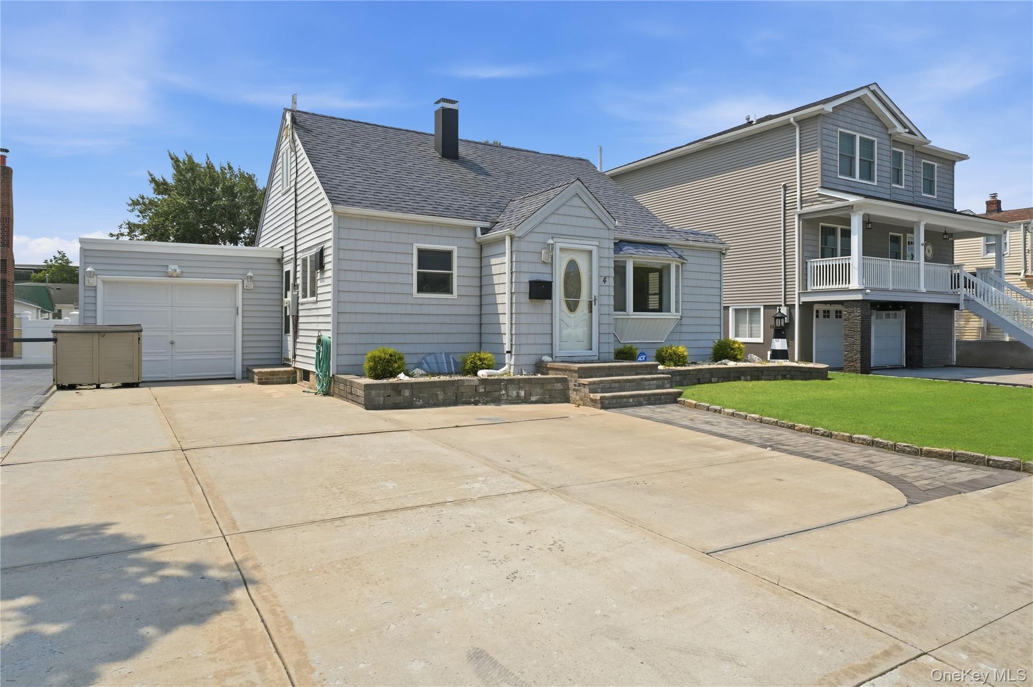 4 Flint Road – For Sale photo 4