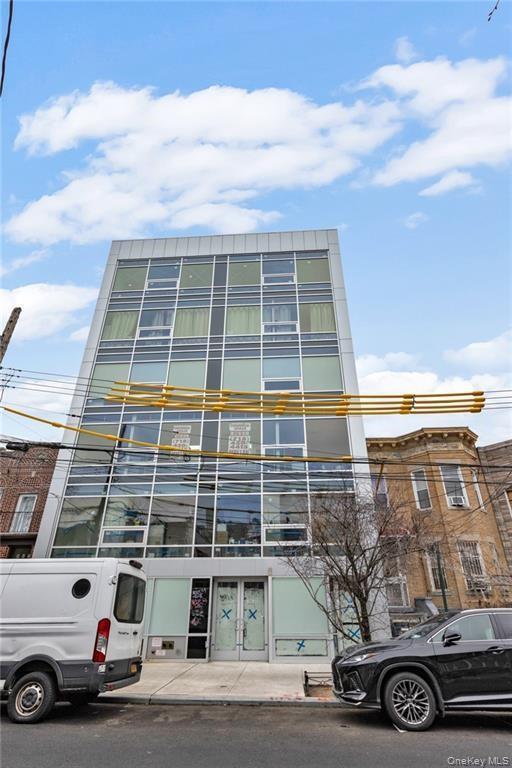 849 53rd Street, Unit CF-12