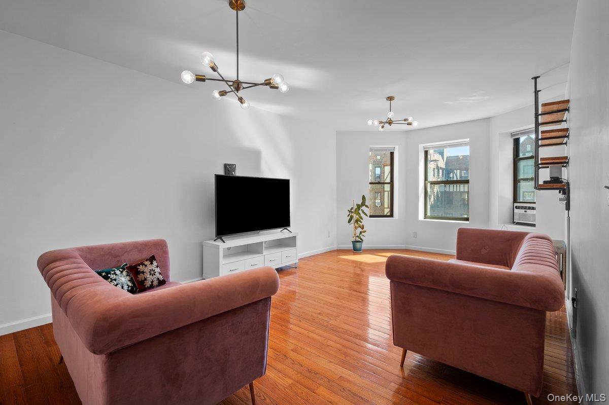 756 Brady Avenue, Unit 609 photo 9