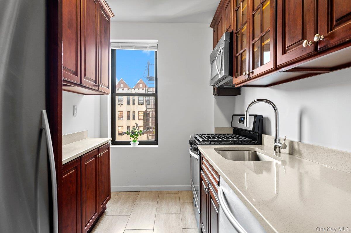 756 Brady Avenue, Unit 609 photo 13