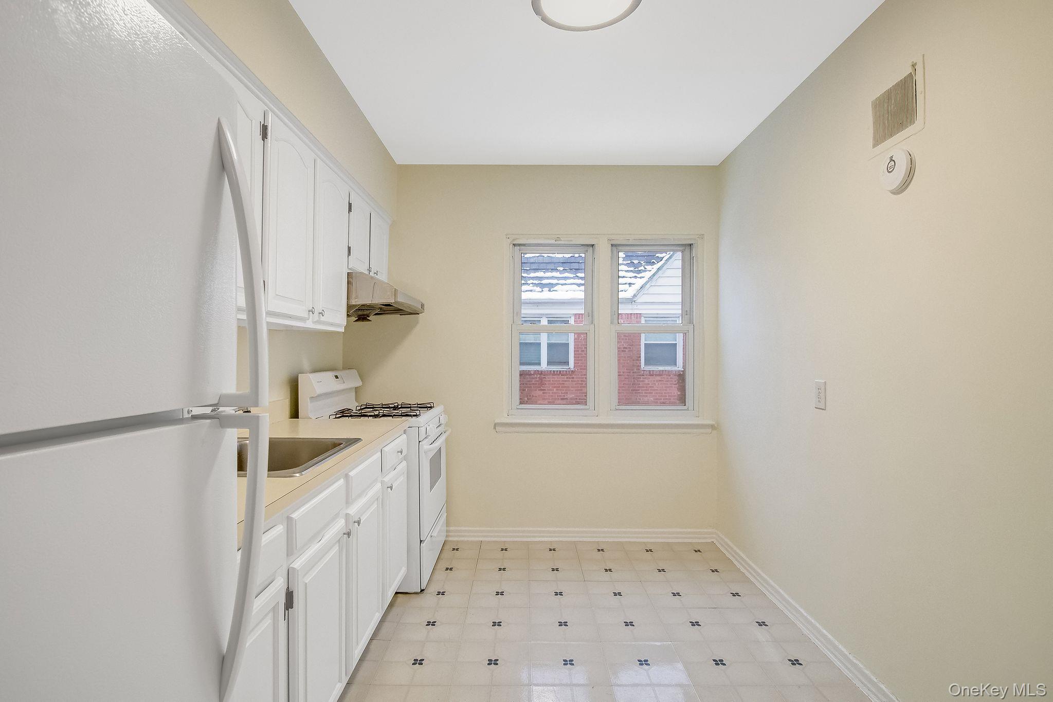 75-07 198th Street, Unit 2 photo 10