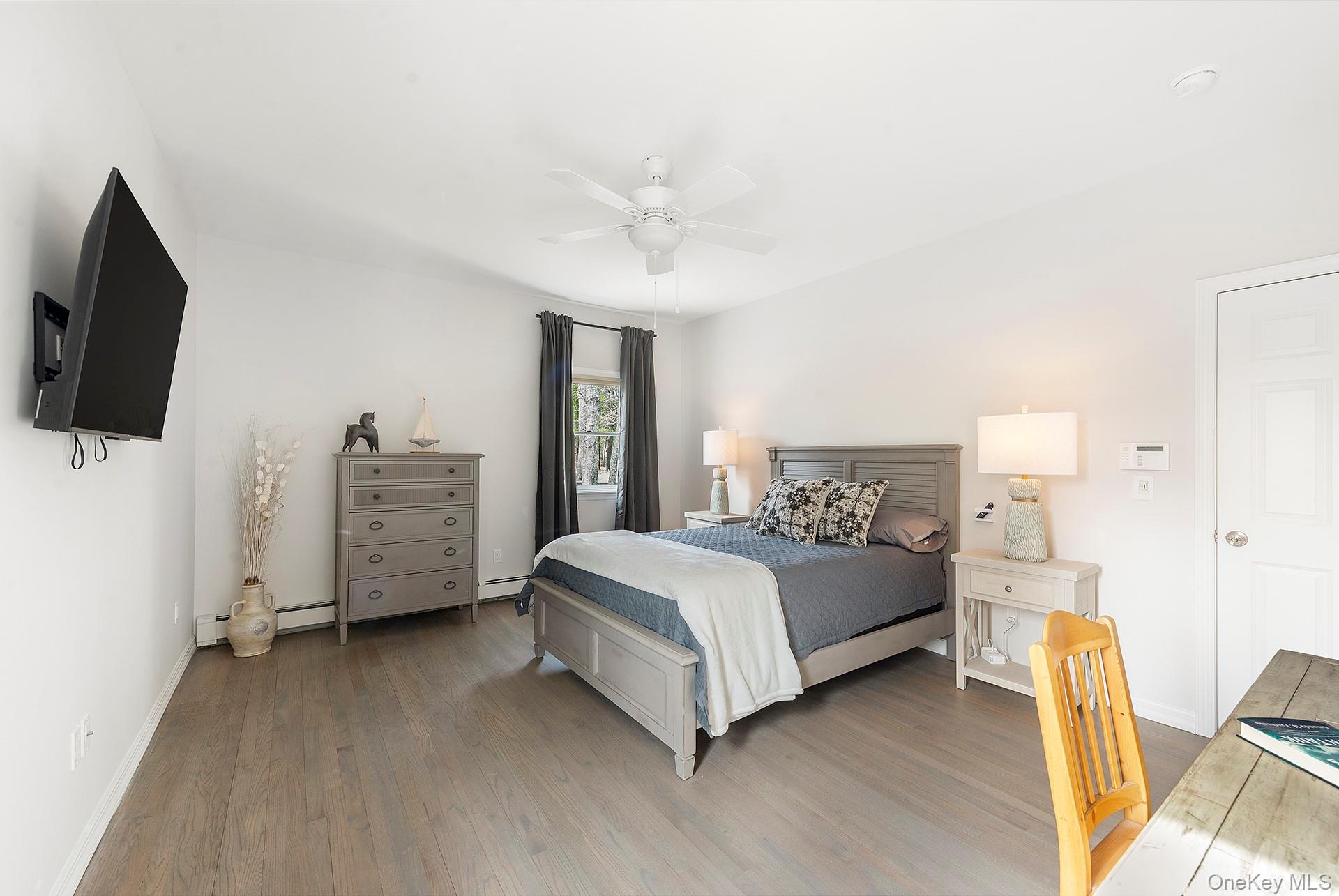 10 7th Street – For Sale photo 14