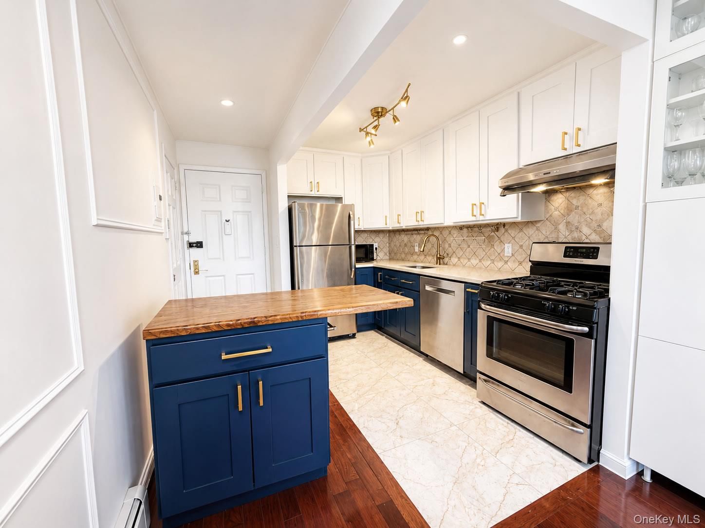 3749 81st Street, Unit 7D photo 37
