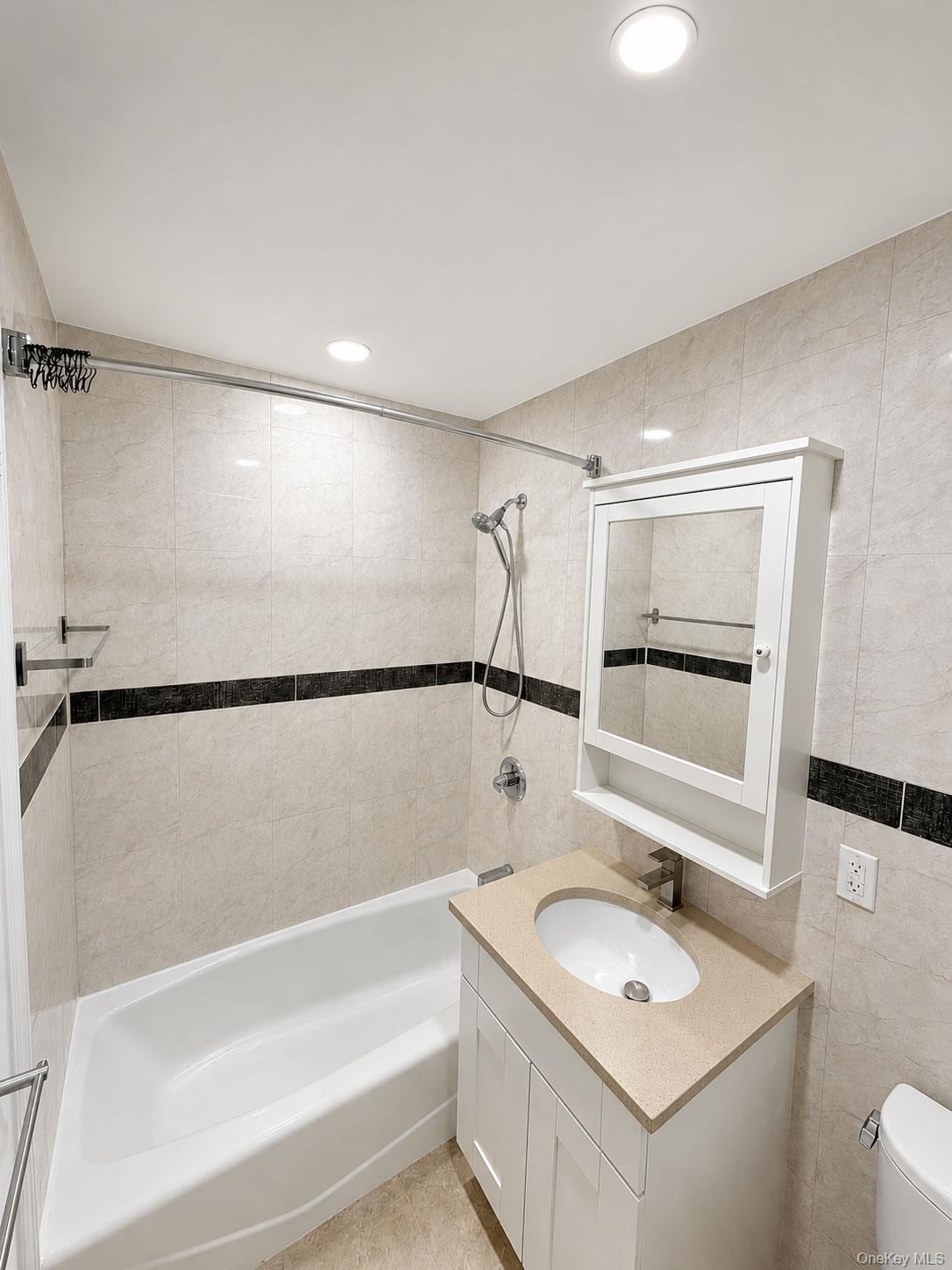 3749 81st Street, Unit 7D photo 15