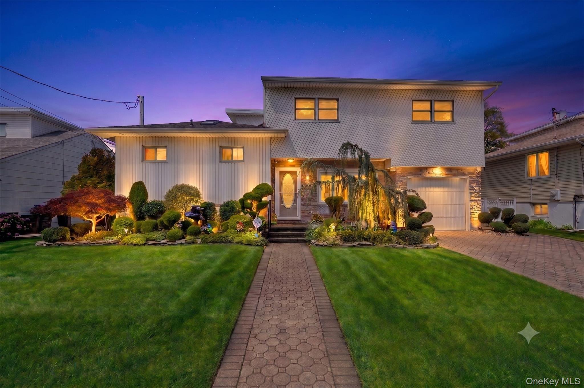 3495 Bayfield Boulevard – For Sale