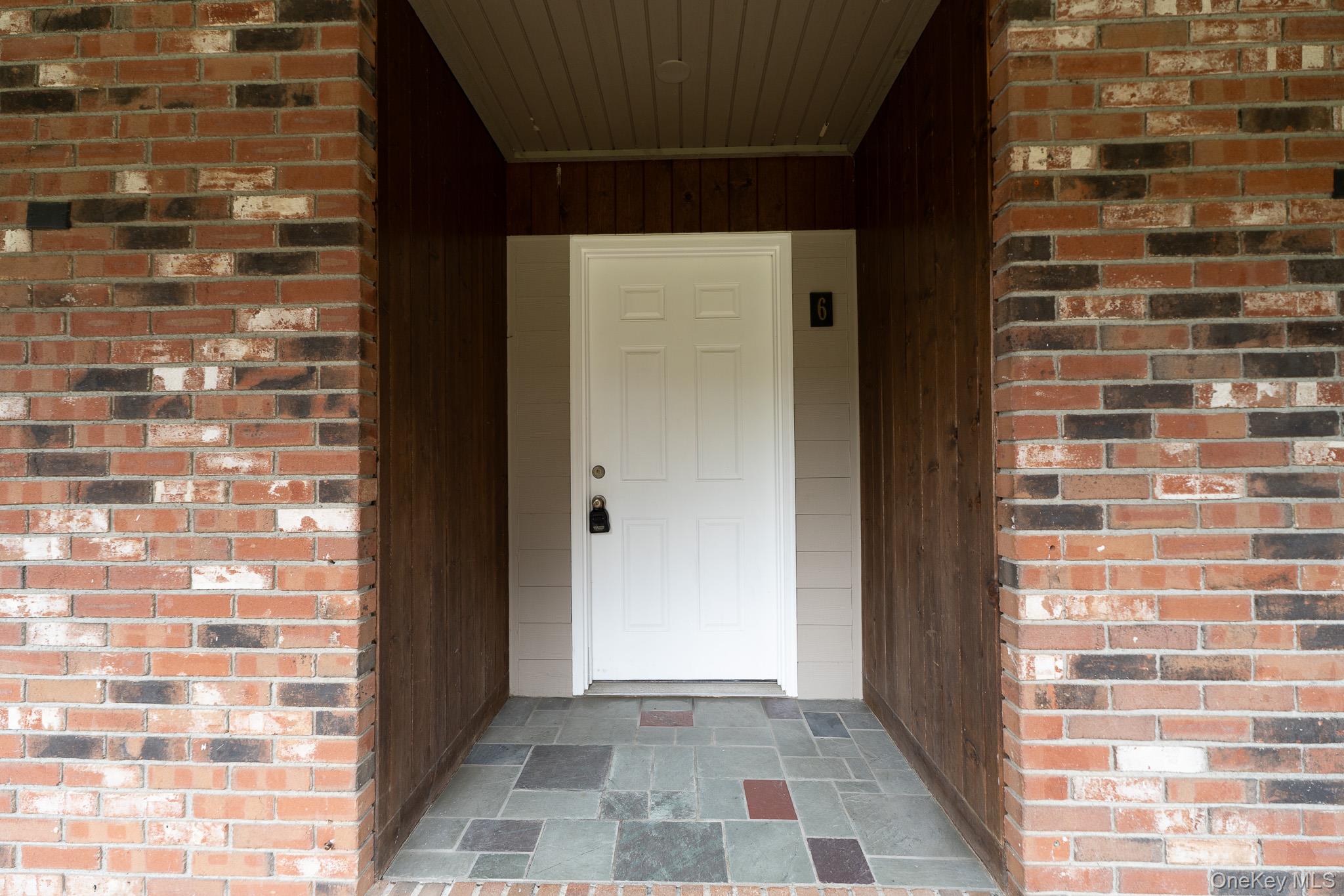 1-18 Willow Way, Unit 6 (Locust photo 4