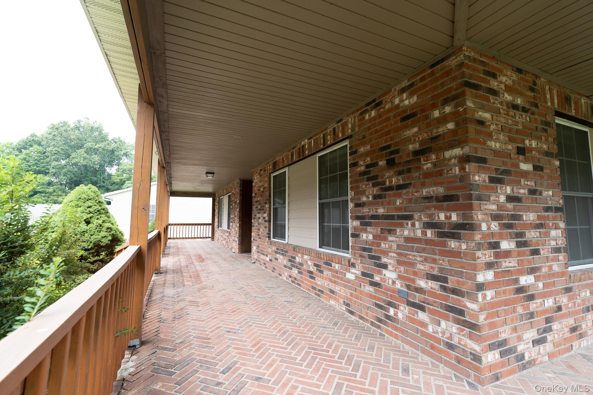 1-18 Willow Way, Unit 6 (Locust photo 3