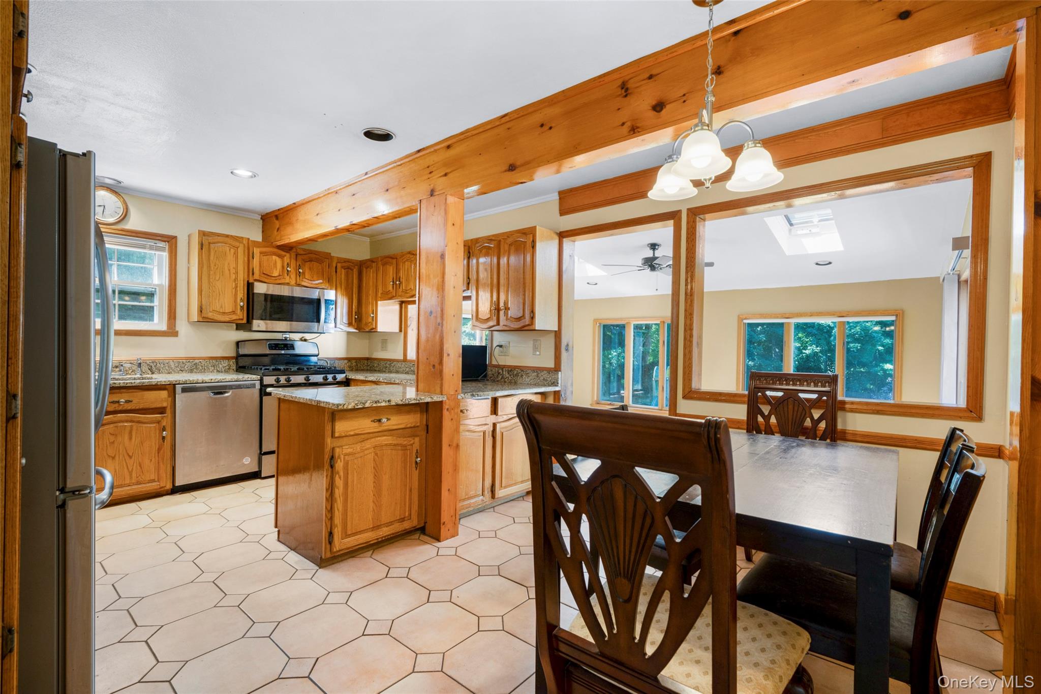 208 Woodhampton Drive – For Sale photo 6