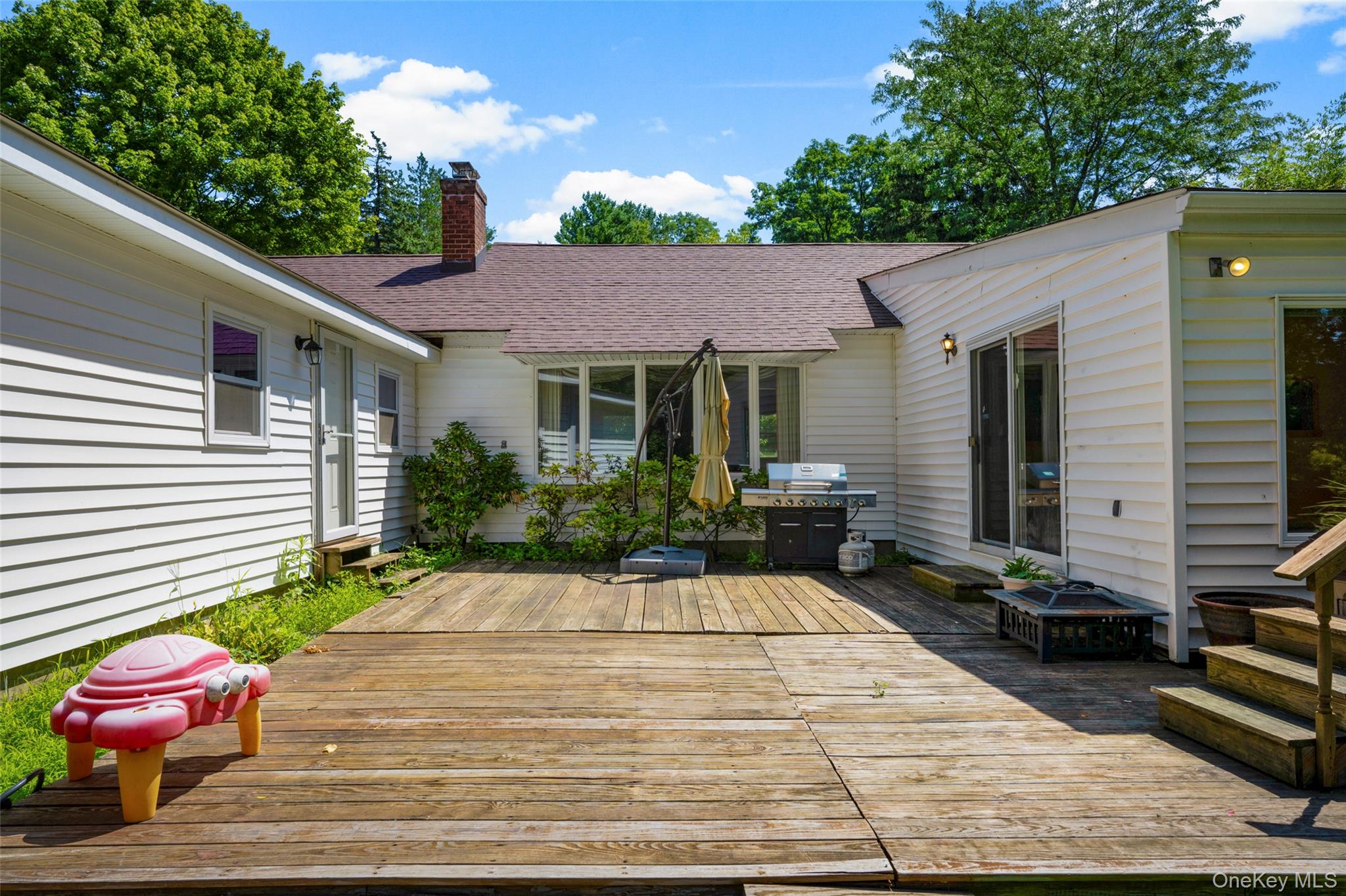 208 Woodhampton Drive – For Sale photo 27