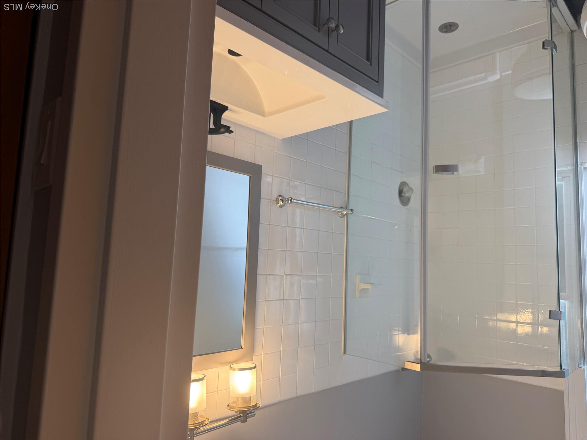 572 Warburton Avenue, Unit 2E photo 7