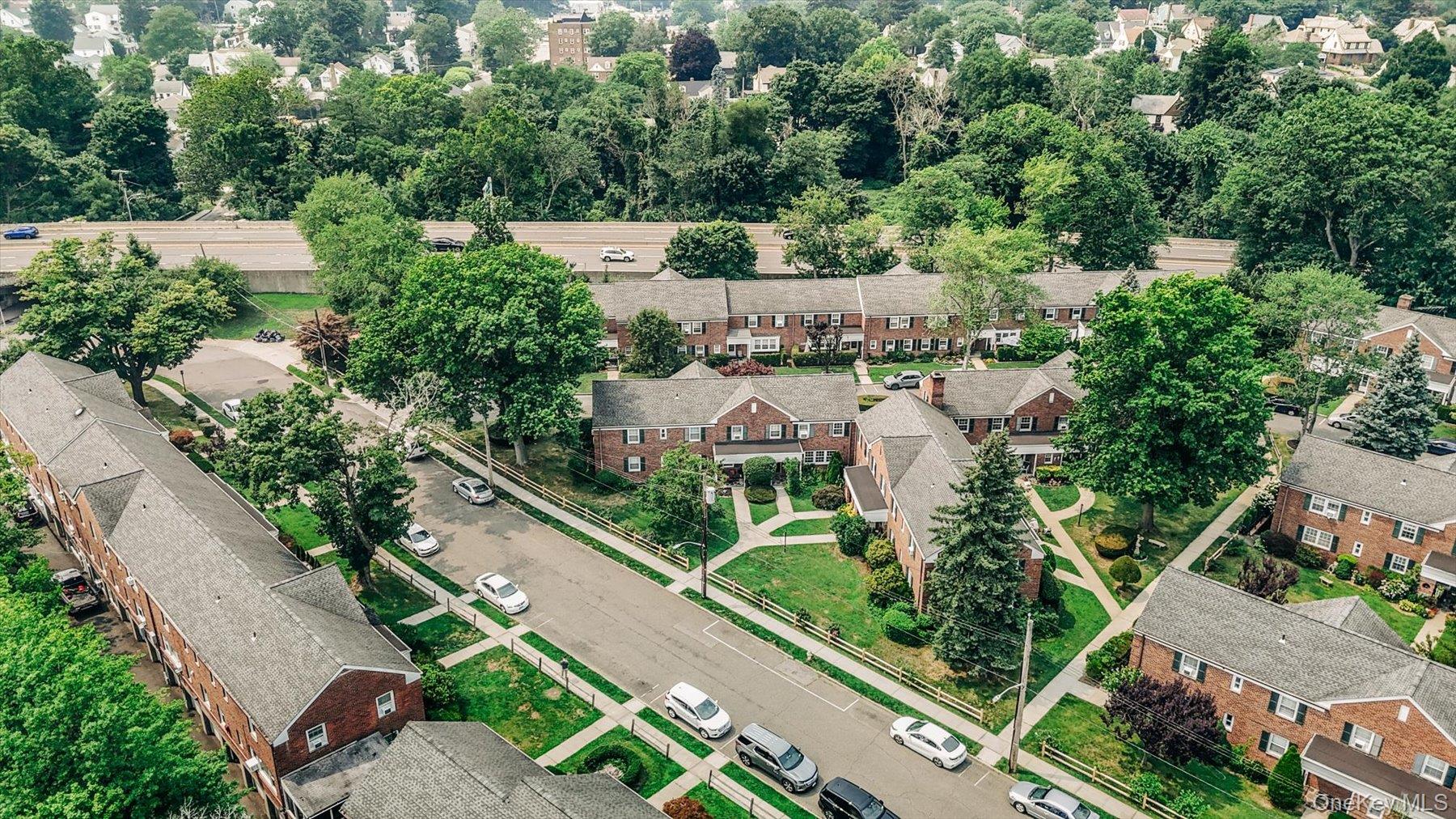 117 Robins Road, Unit 117 photo 24